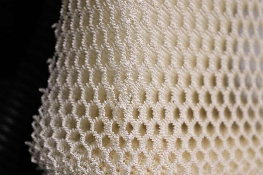 Network Fracture Energy Found to Follow Universal Law Across Materials