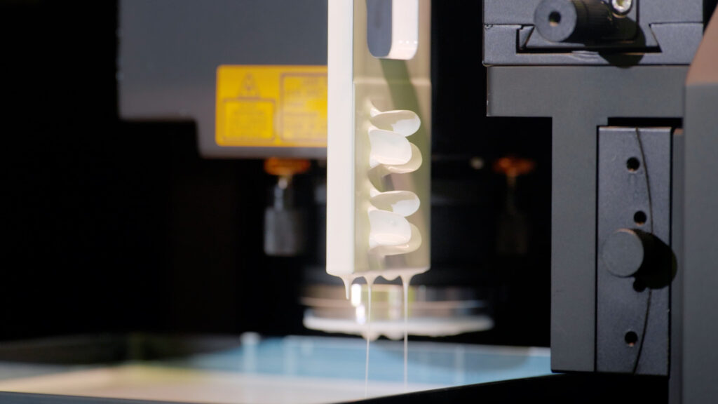 Boston Micro Fabrication Opens UltraThineer Lab to Advance 3D-Printed Cosmetic Veneers