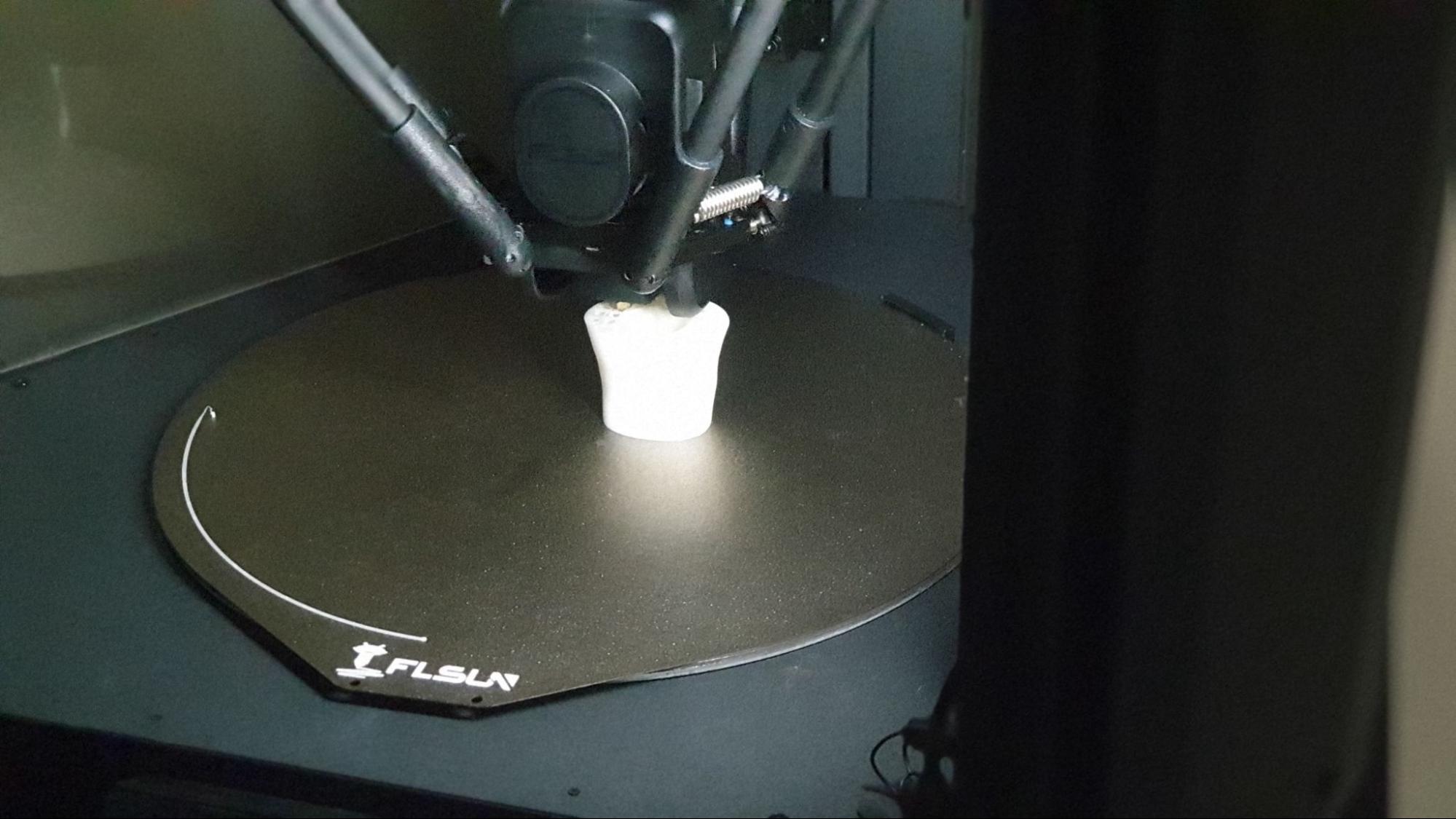 The T1 Pro, printing some PLA.
