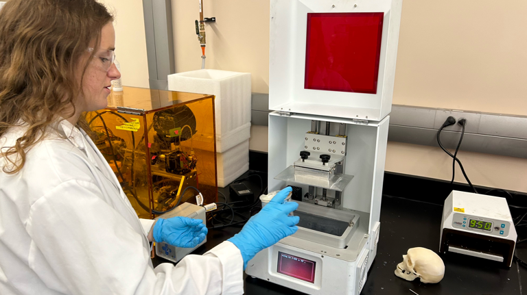 Ontario University Develops 3D Printed Bones to Improve Cancer Treatment